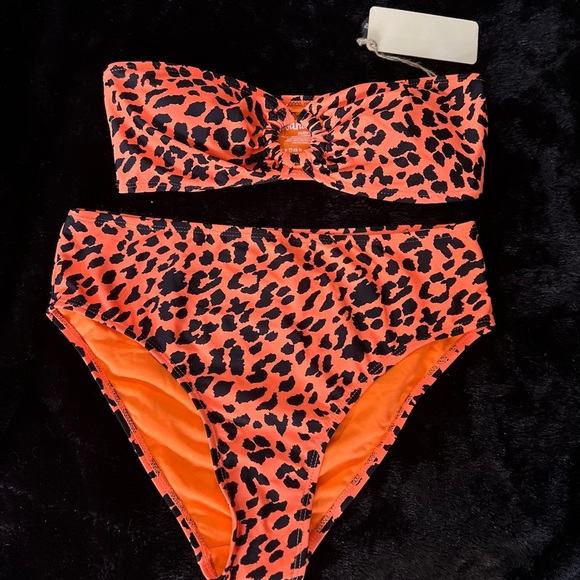 NWT- SUPER CUTE BRIGHT ORANGE LEOPARD BIKINI SZ M - Picture 3 of 5